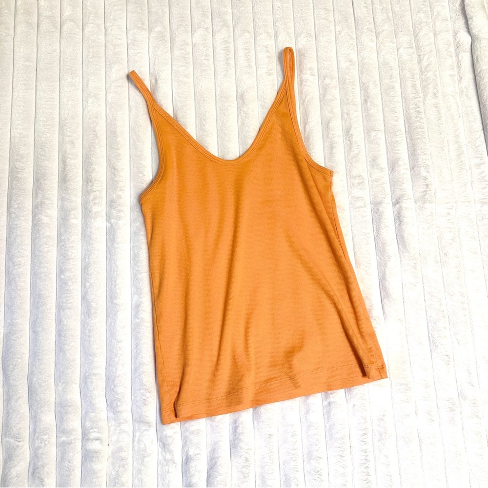 Universal Threads tank